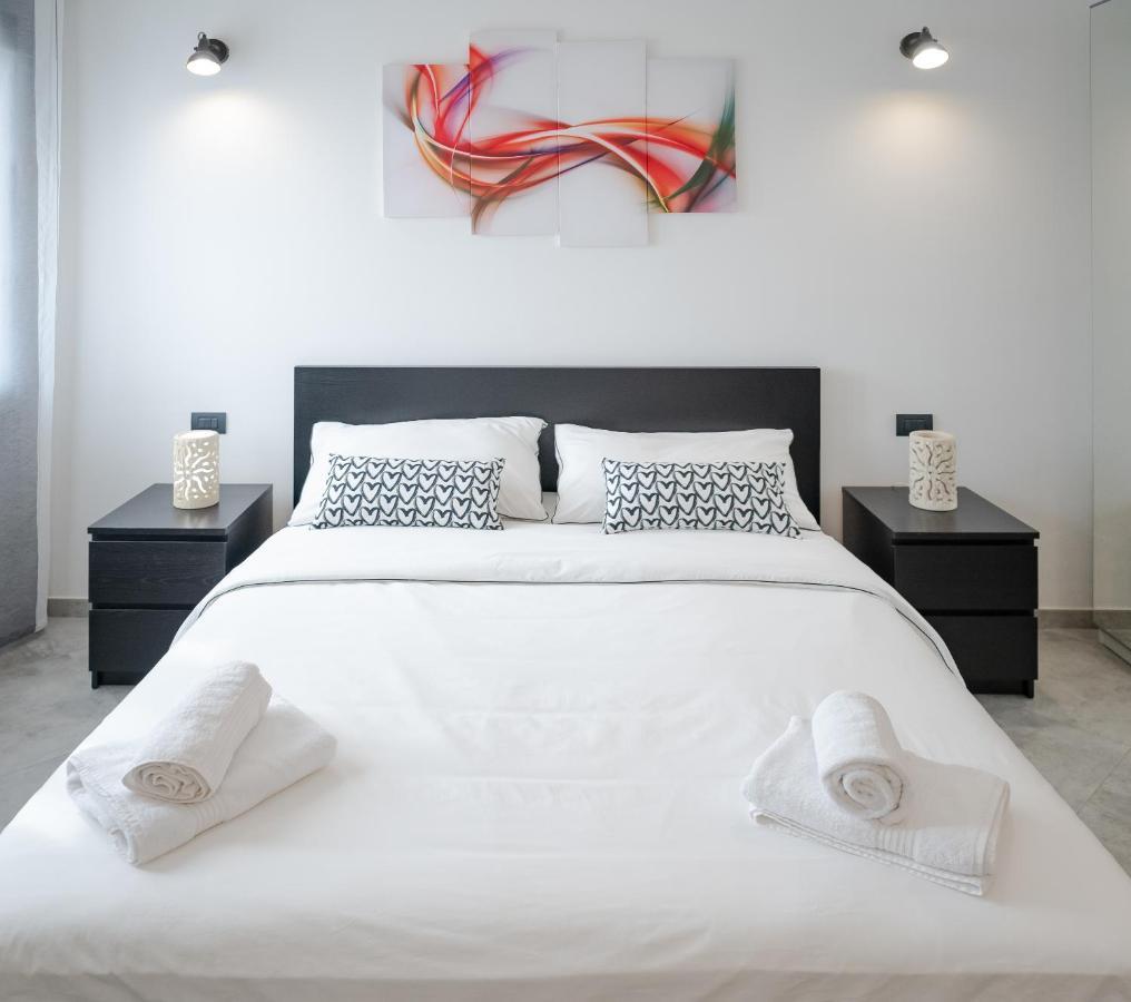Brand New Studio With Garage - Close To The Beach Acquarica del Capo Esterno foto