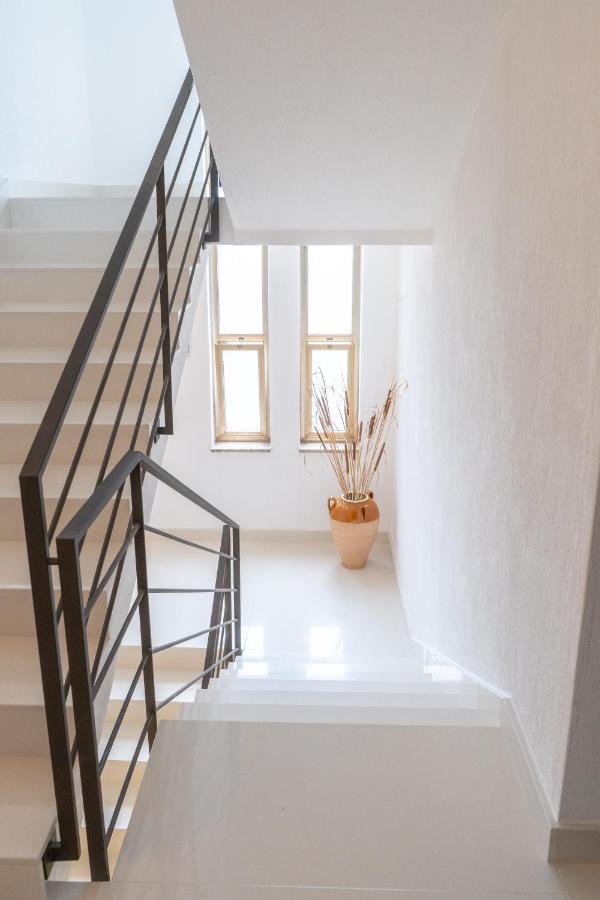 Brand New Studio With Garage - Close To The Beach Acquarica del Capo Esterno foto