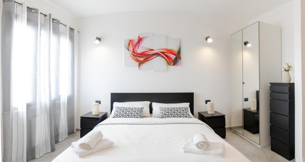 Brand New Studio With Garage - Close To The Beach Acquarica del Capo Esterno foto