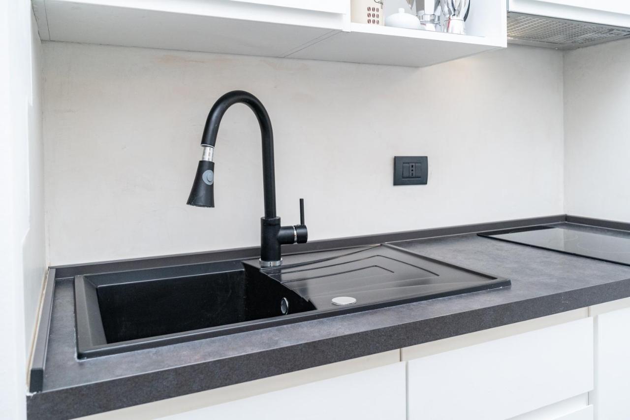 Brand New Studio With Garage - Close To The Beach Acquarica del Capo Esterno foto